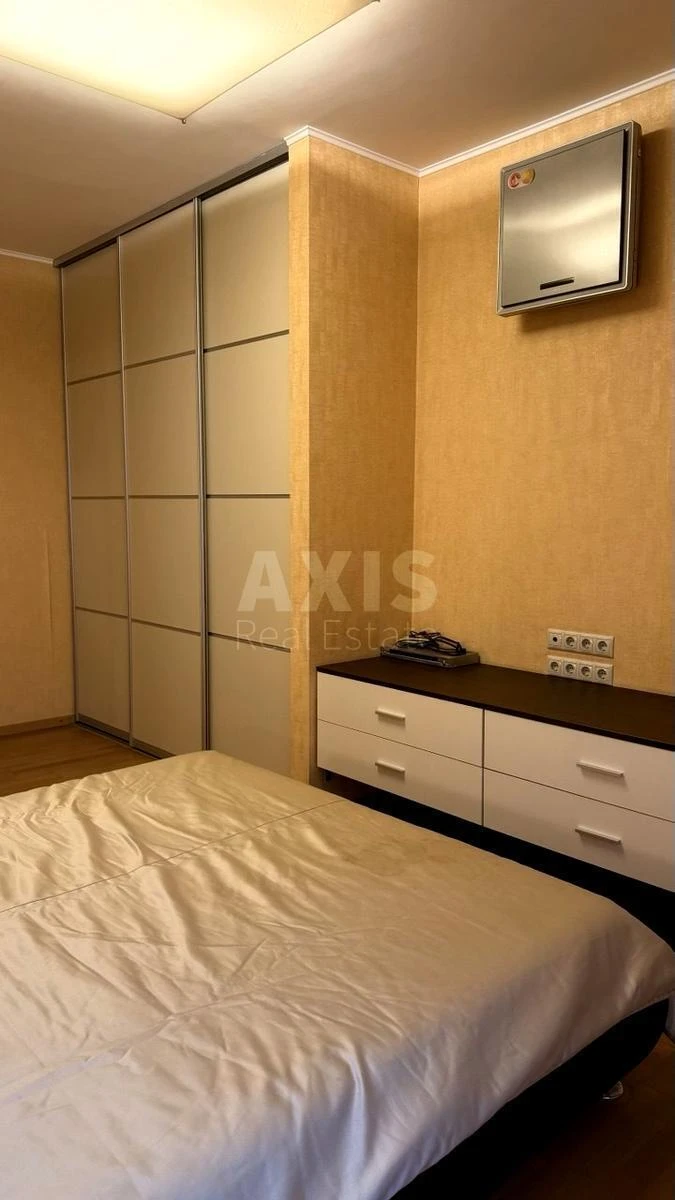 1k apartment vul. Jevgena Konoval'cja 32Б701499