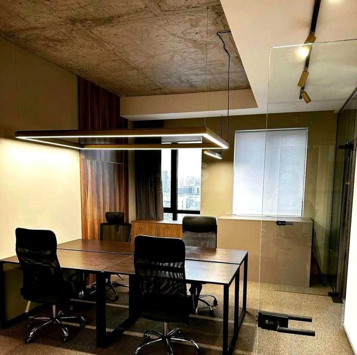 Офис ул. Антоновича 44, 86м265999