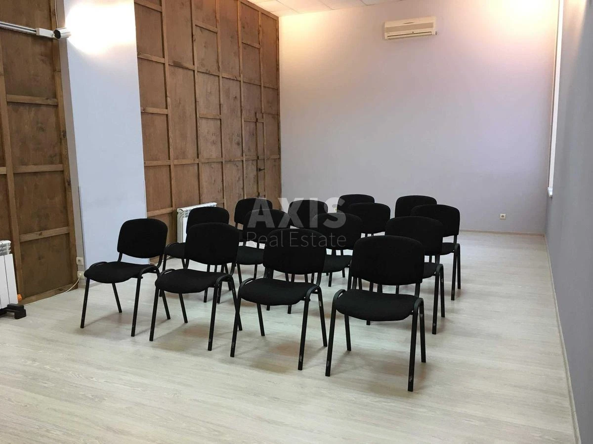 Service object pr-t Berestejskij 44, 40m2449303