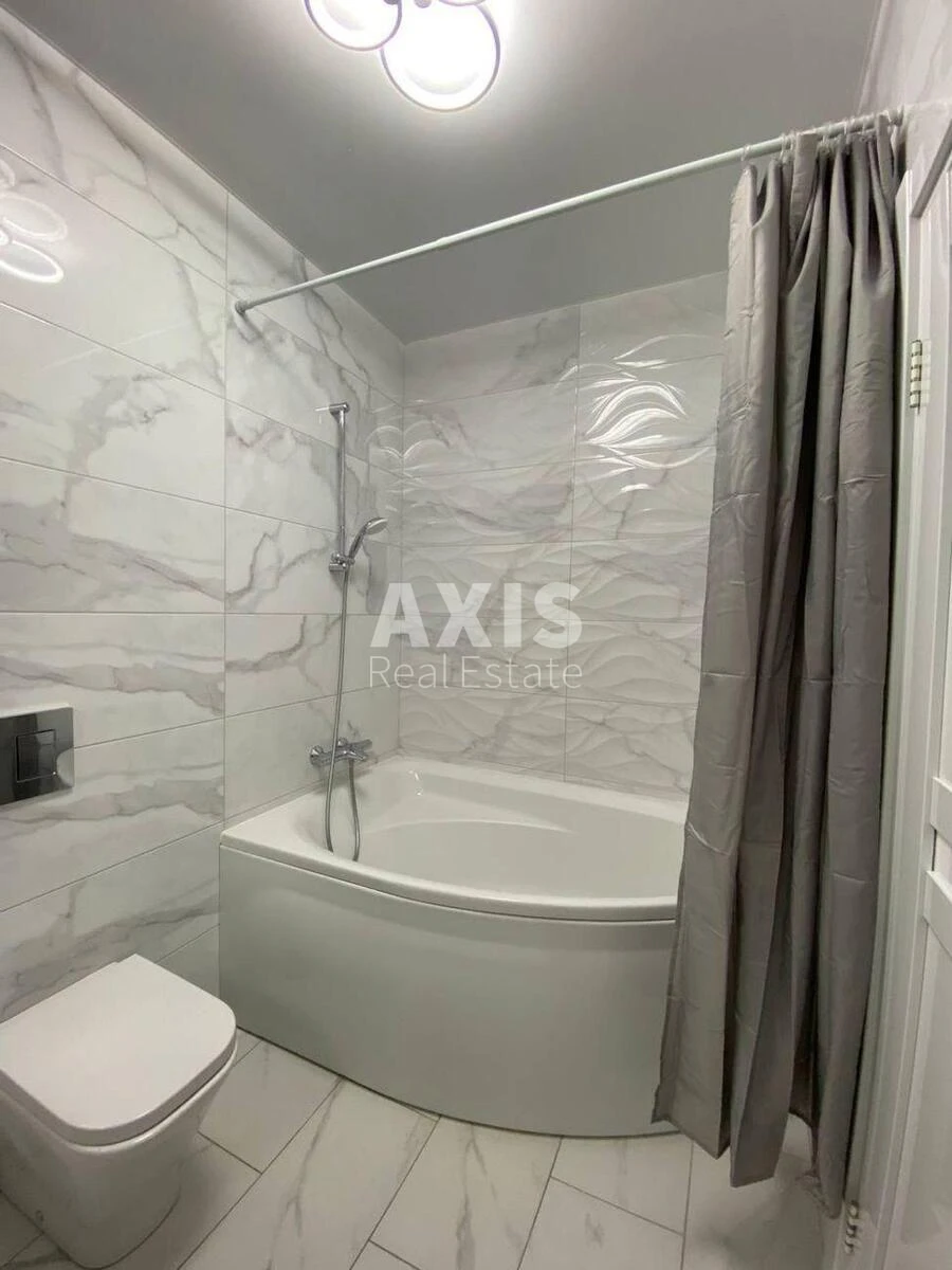 4k apartment pr-t Sobornosti 176372414