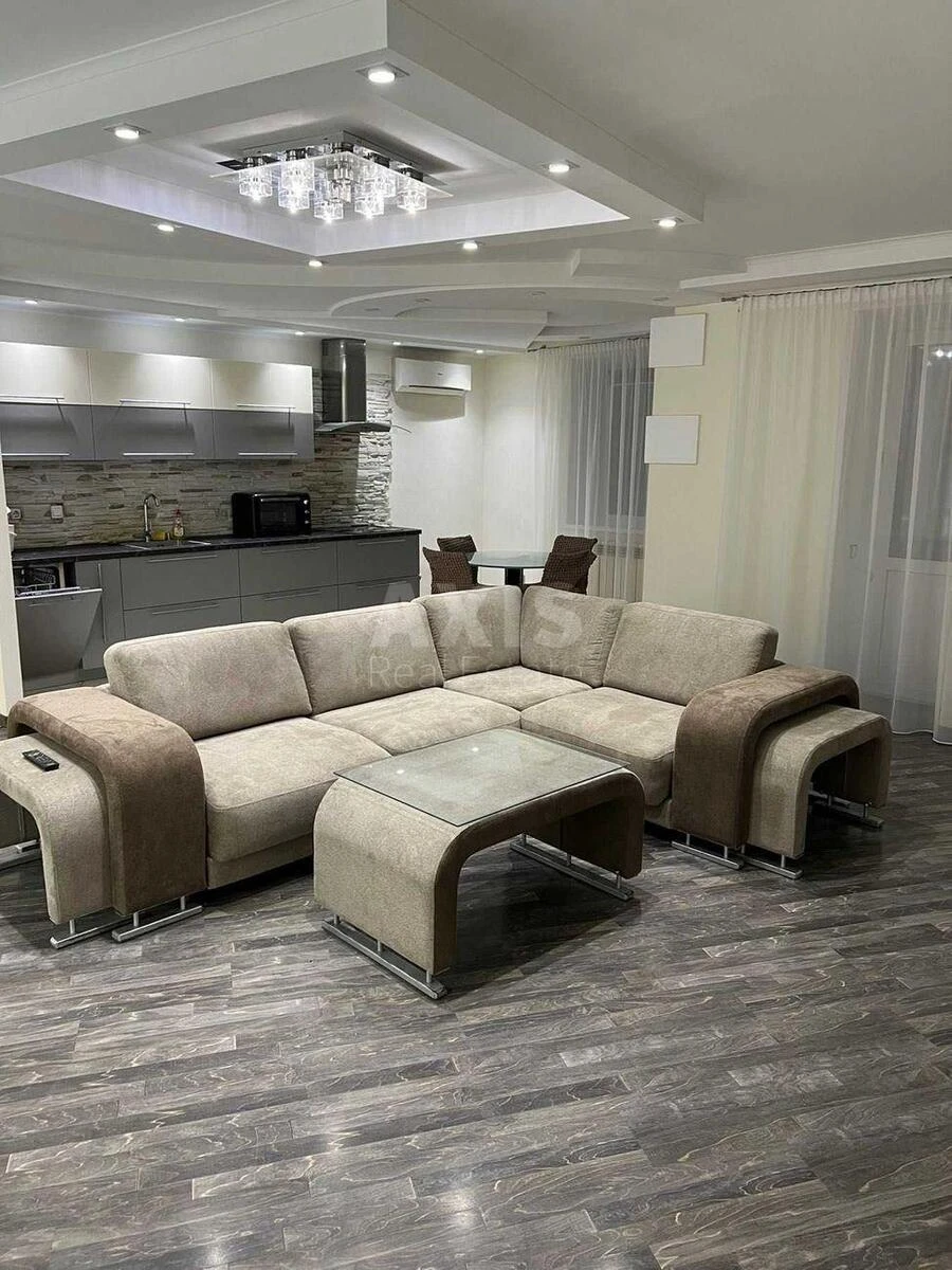 3k apartment vul. Vyshnjakivs'ka 13647290