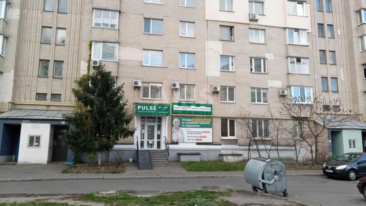 Об'єкт торгівлі вул. Тростянецька 1, 99м2
