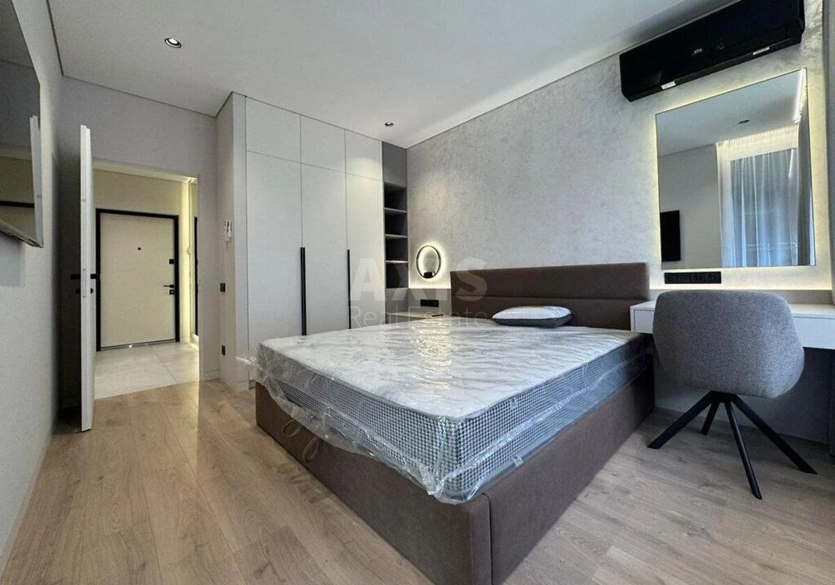 1к квартира ул. Братьев Шеметов 8676805