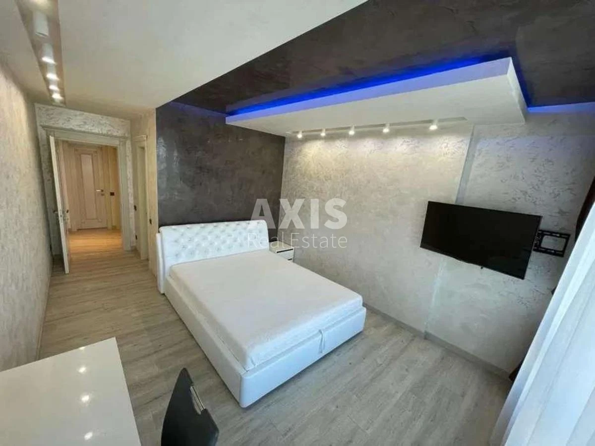 3k apartment vul. Sikors'kogo Igorja Aviakonstruktora 4280943