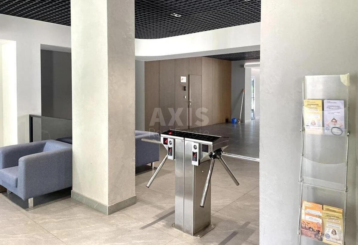 Office vul. Lavrs'ka 16, 3000m2650735