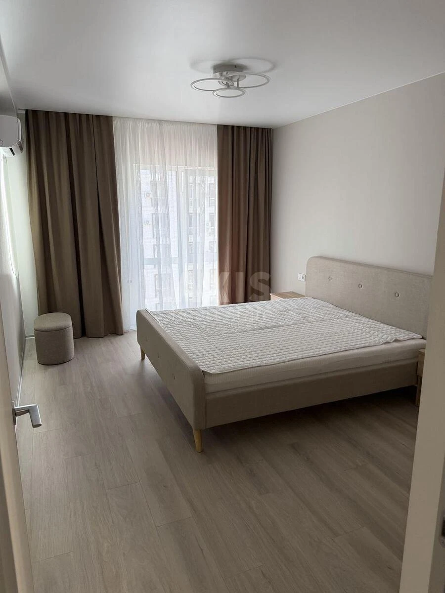 2к квартира ул. Михаила Максимовича 24В710871
