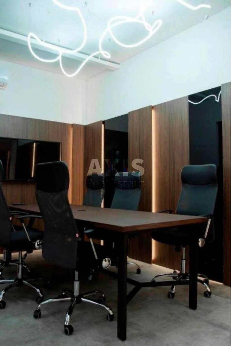 Office vul. Knyaziv Ostrozkykh 46/2, 122m2651296