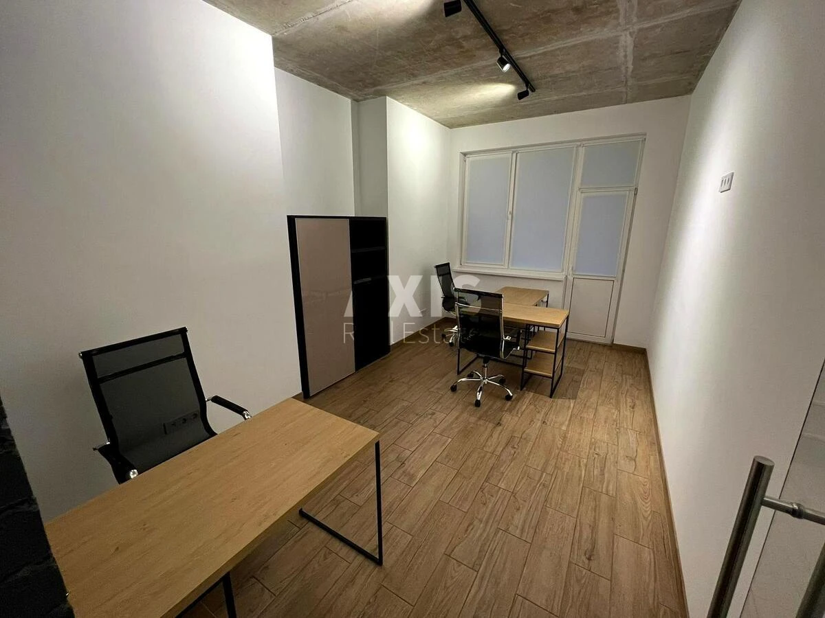 Офис ул. Василия Тютюнника 37/1, 108м2617022