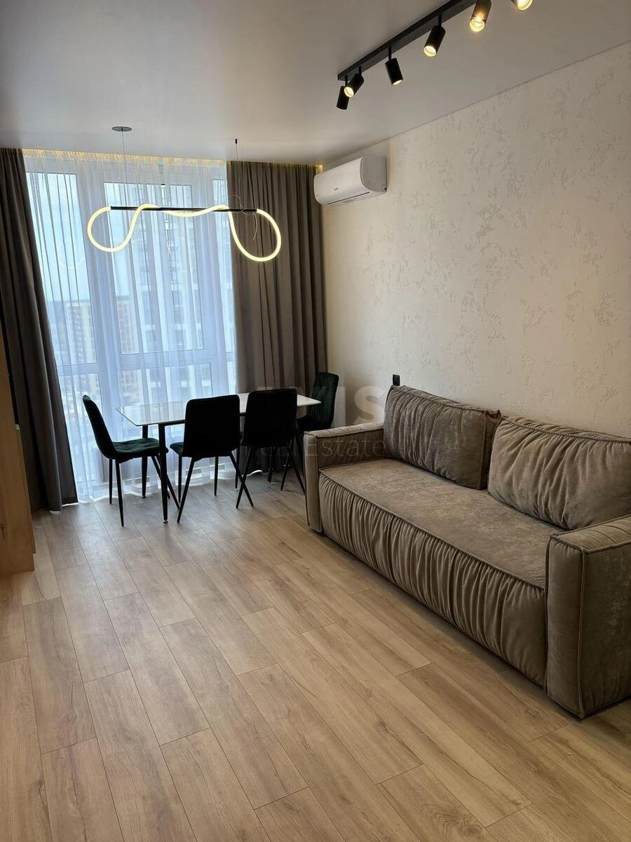 1k apartment pr-t Yevropeyskoho Soyuzu 51703031