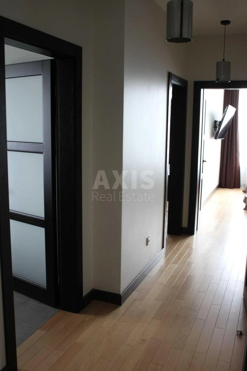 2k apartment pr-t Berestejskij 5Б6853820