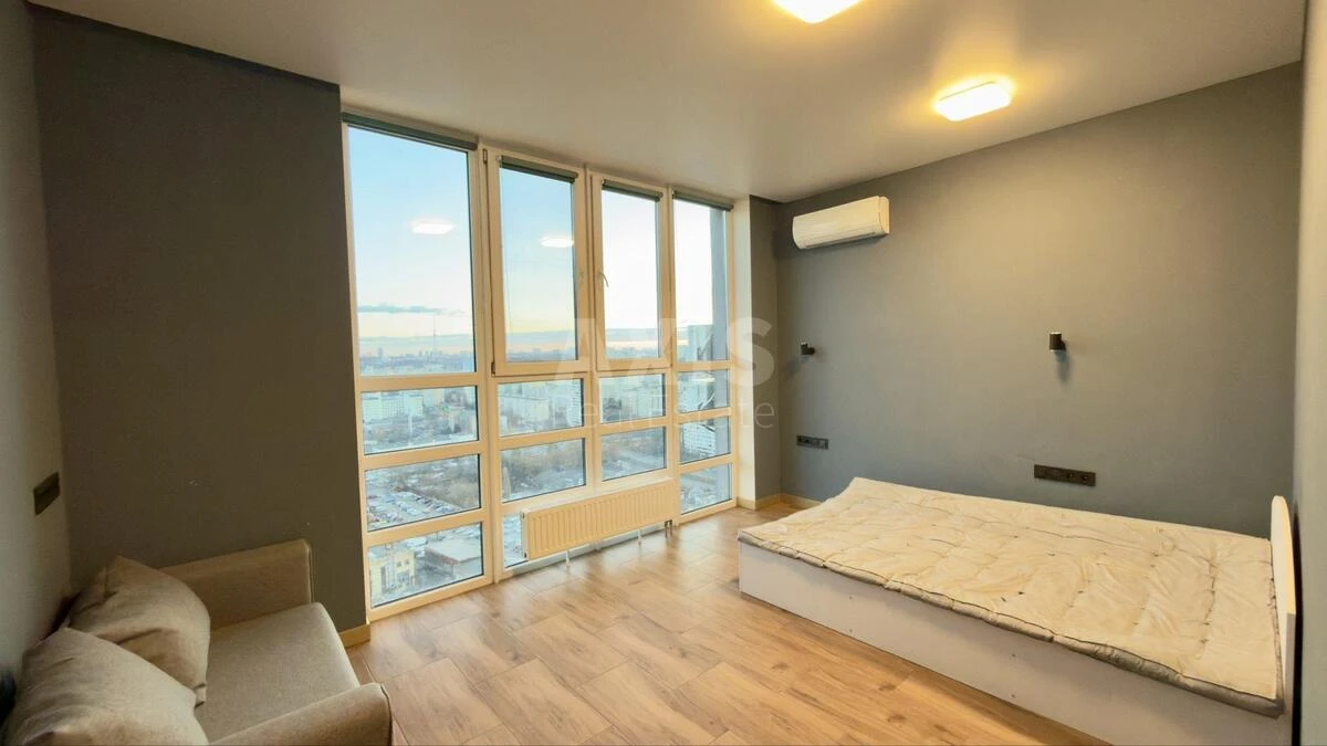 4k apartment vul. Berezhans'ka 156755610