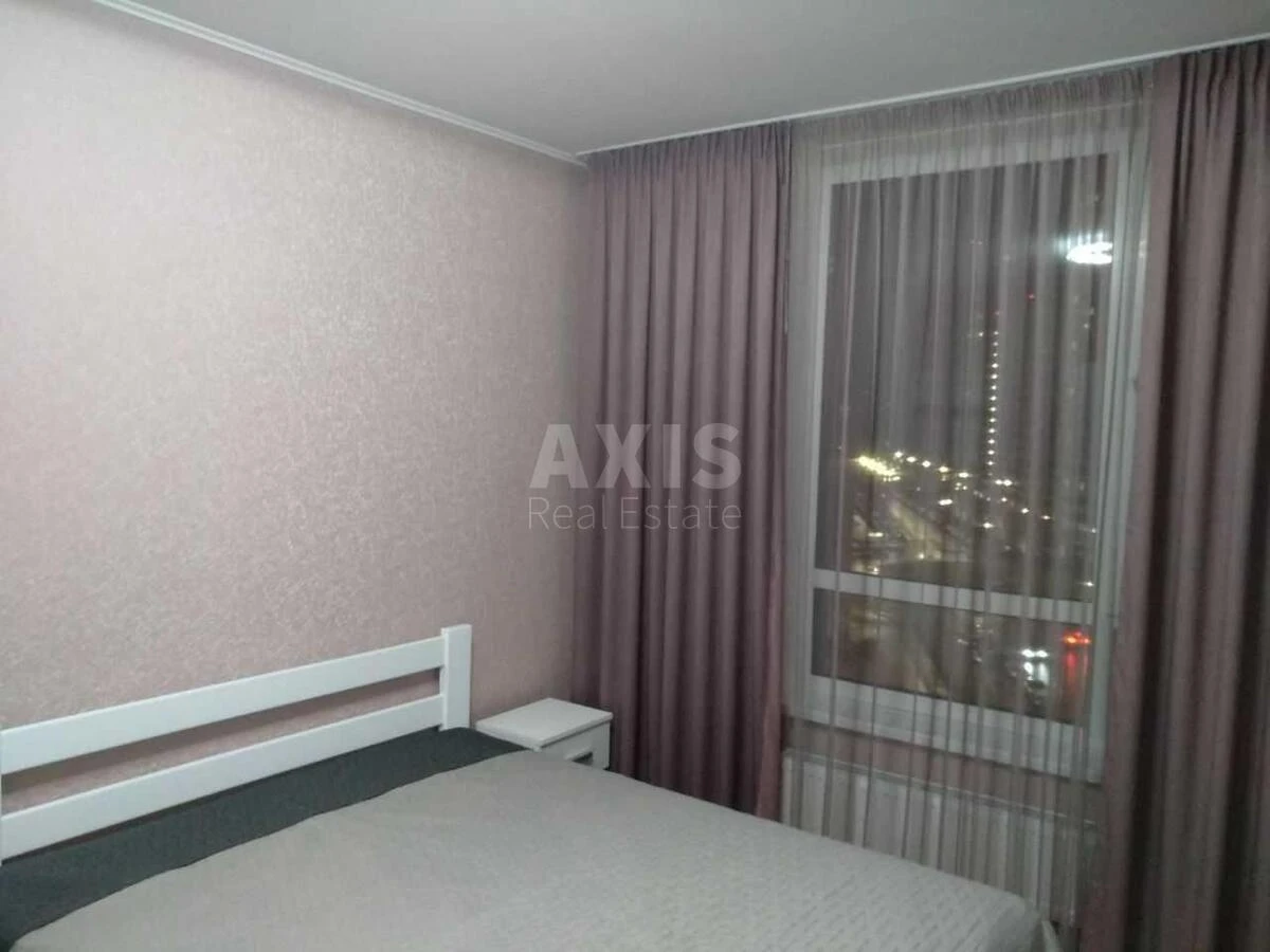 2к квартира ул. Александра Олеся 10659037