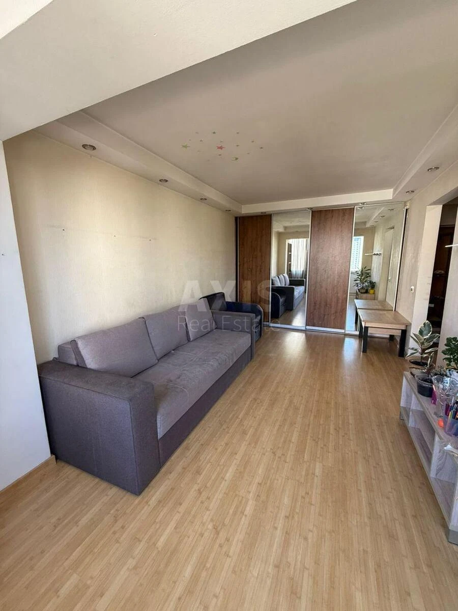 1k apartment vul. Lypkivs'kogo Vasylja Mytropolyta 27/5641991