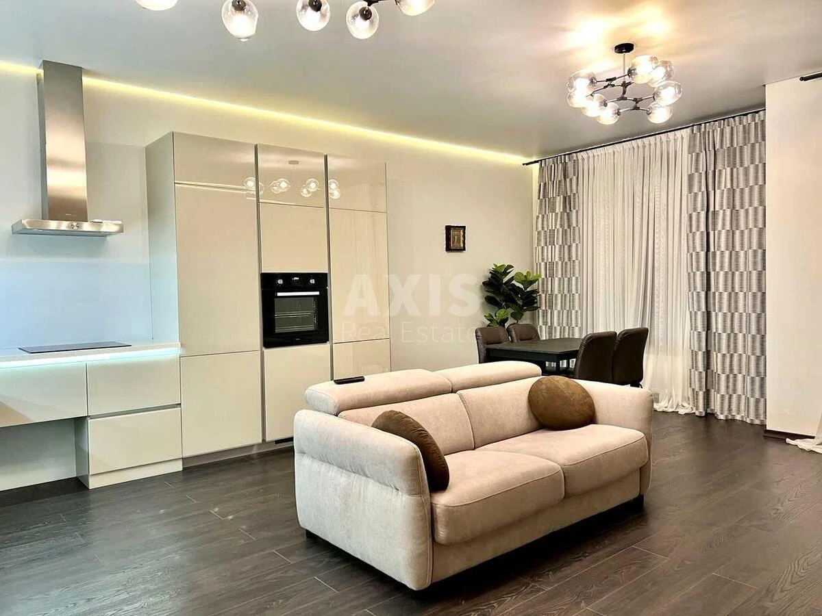 2к квартира ул. Александра Конисского 22А705663