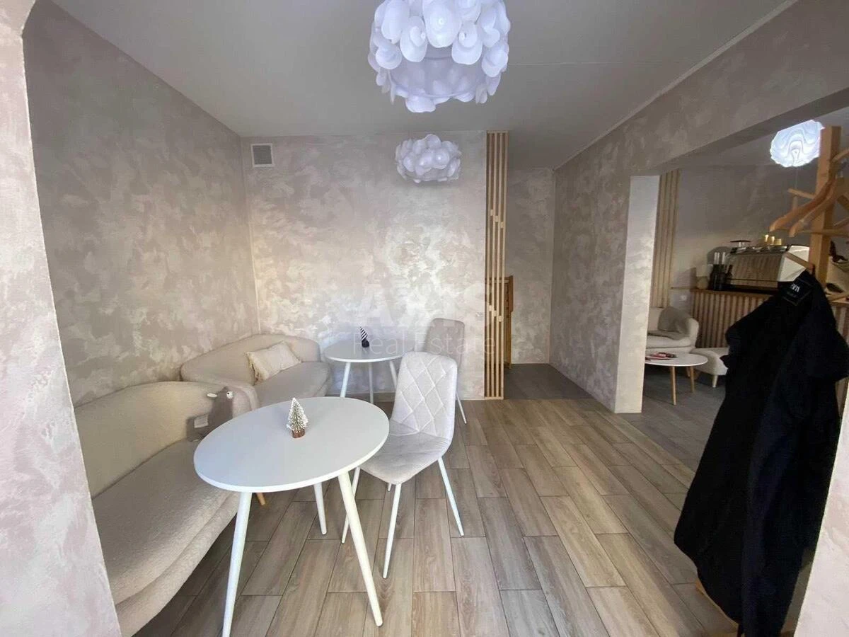 Trade object vul. Urlivs'ka 5, 62m2571125