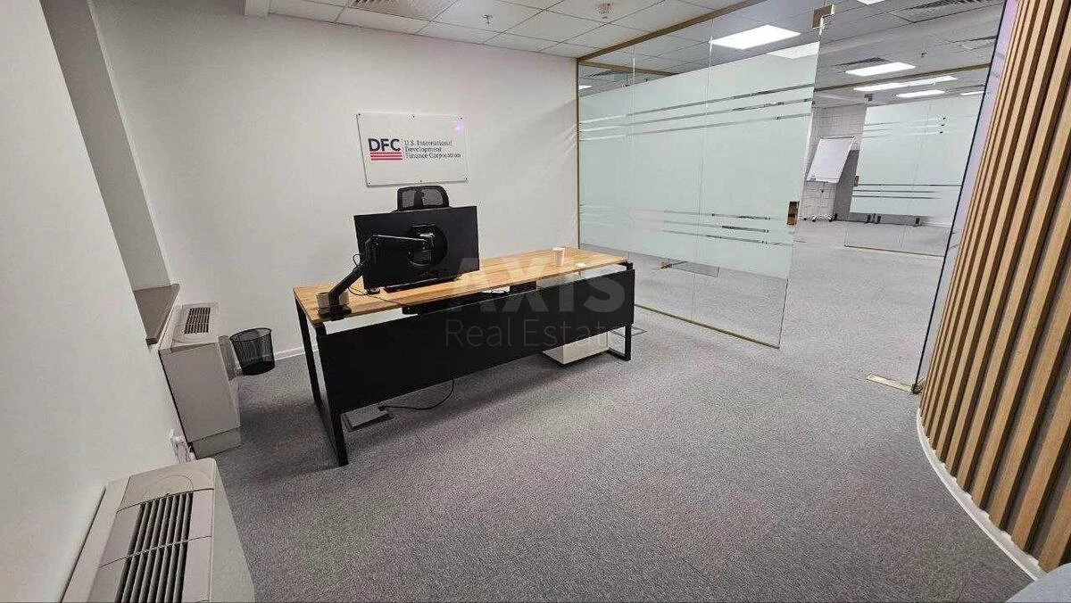 Office vul. Hmel'nyc'kogo Bogdana 19/21, 196m2661552