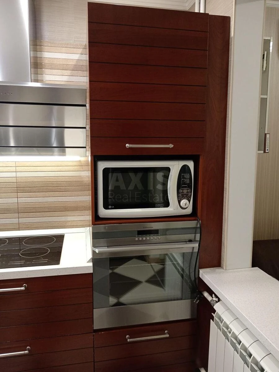 1k apartment vul. Krakivs'ka 13Б645142