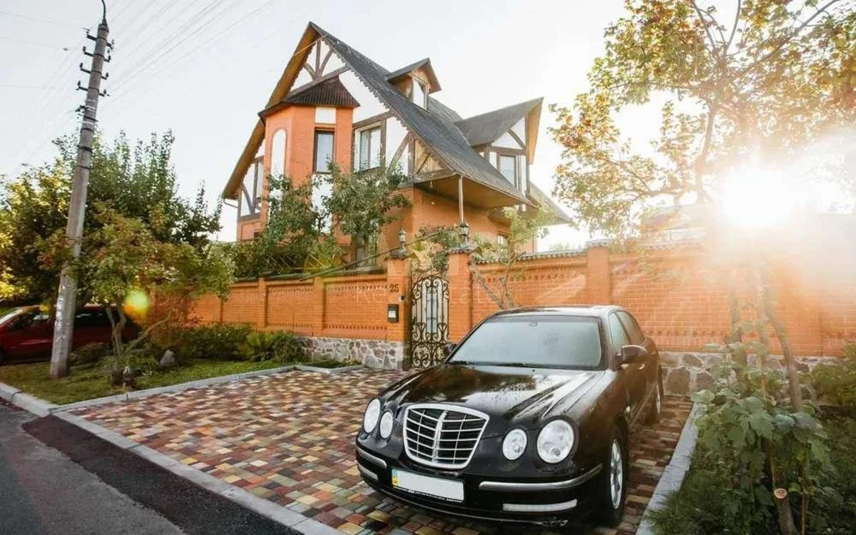 House vul. Patriotiv, 200m2, Kyiv city23056