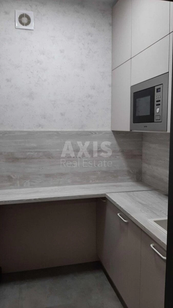 Office vul. Zhyljans'ka 68, 50m2651668