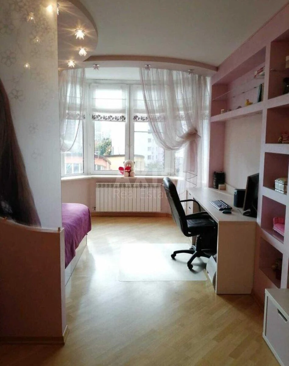 4k apartment vul. Osinnja 337133010