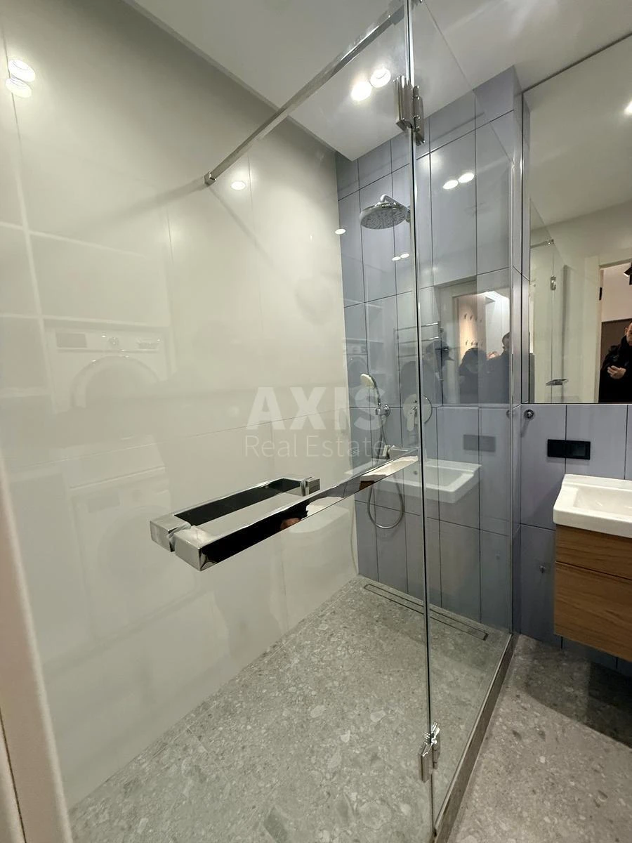 2k apartment vul. Saljutna 2Б663923