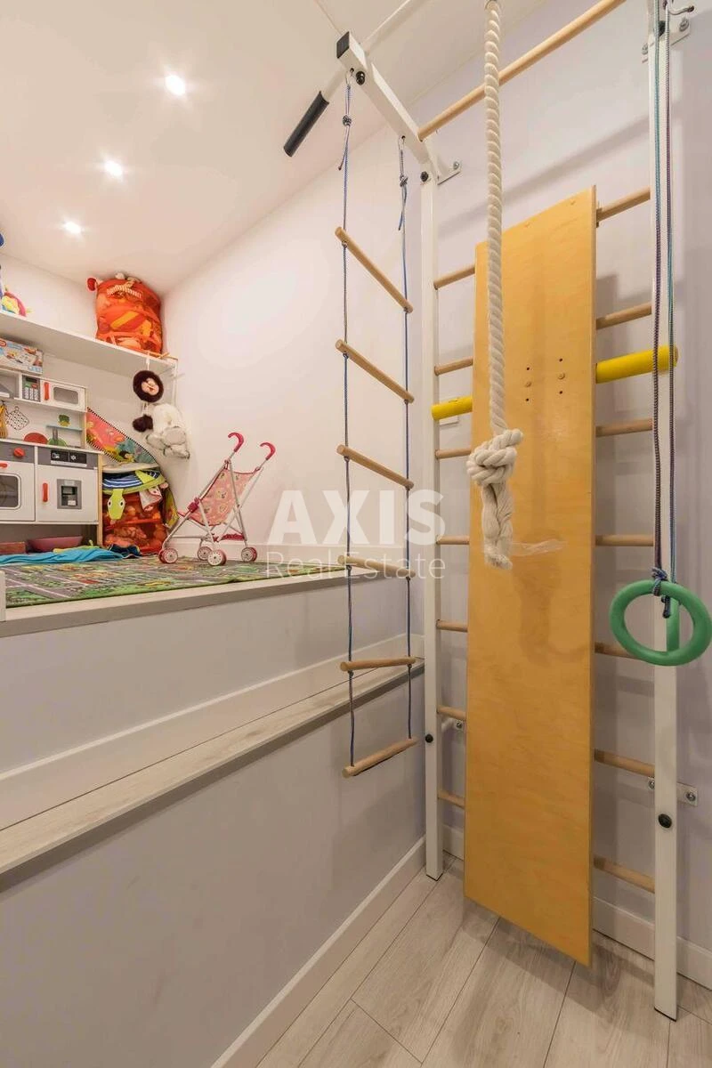 4k apartment pr-t Berestejskij 676534614