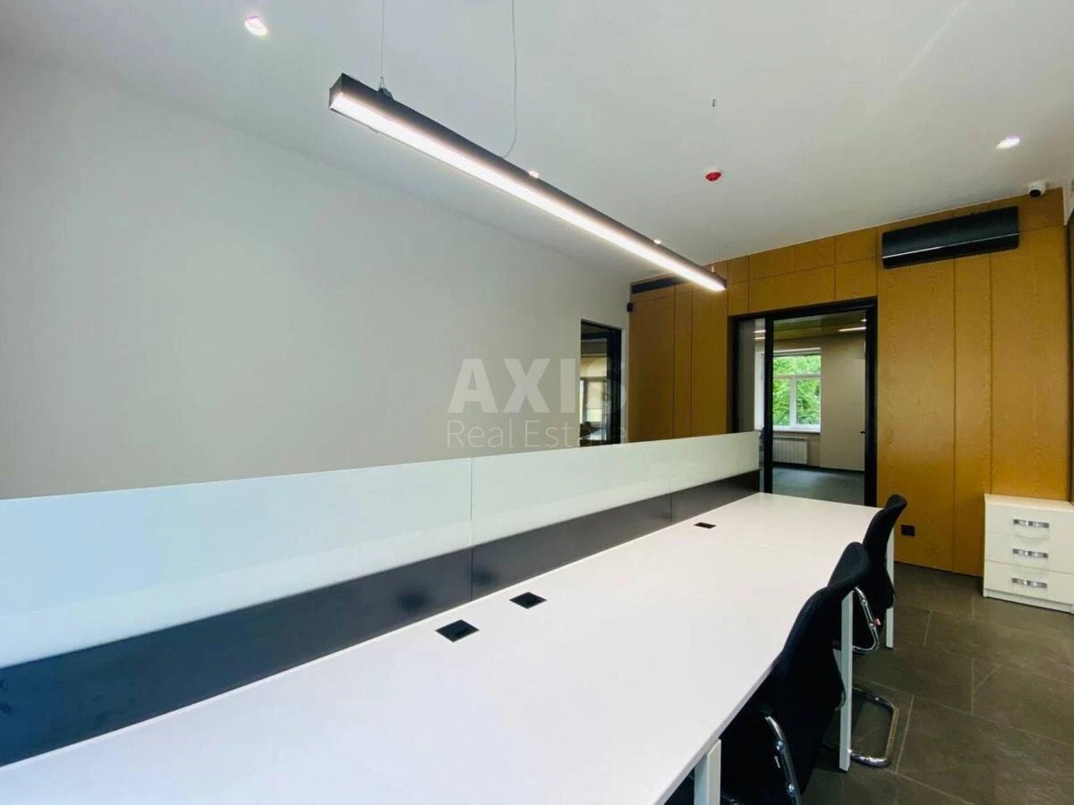 Офис ул. Генерала Алмазова 3, 250м26713313