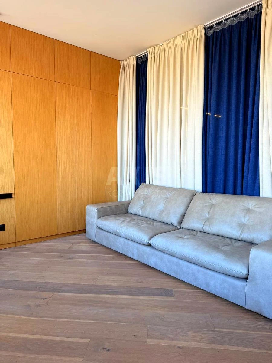 3k apartment vul. Jevgena Konoval'cja 26А655304