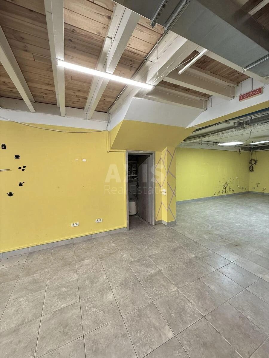 Trade object vul. Zamkovec'ka 106Б, 91m2652304