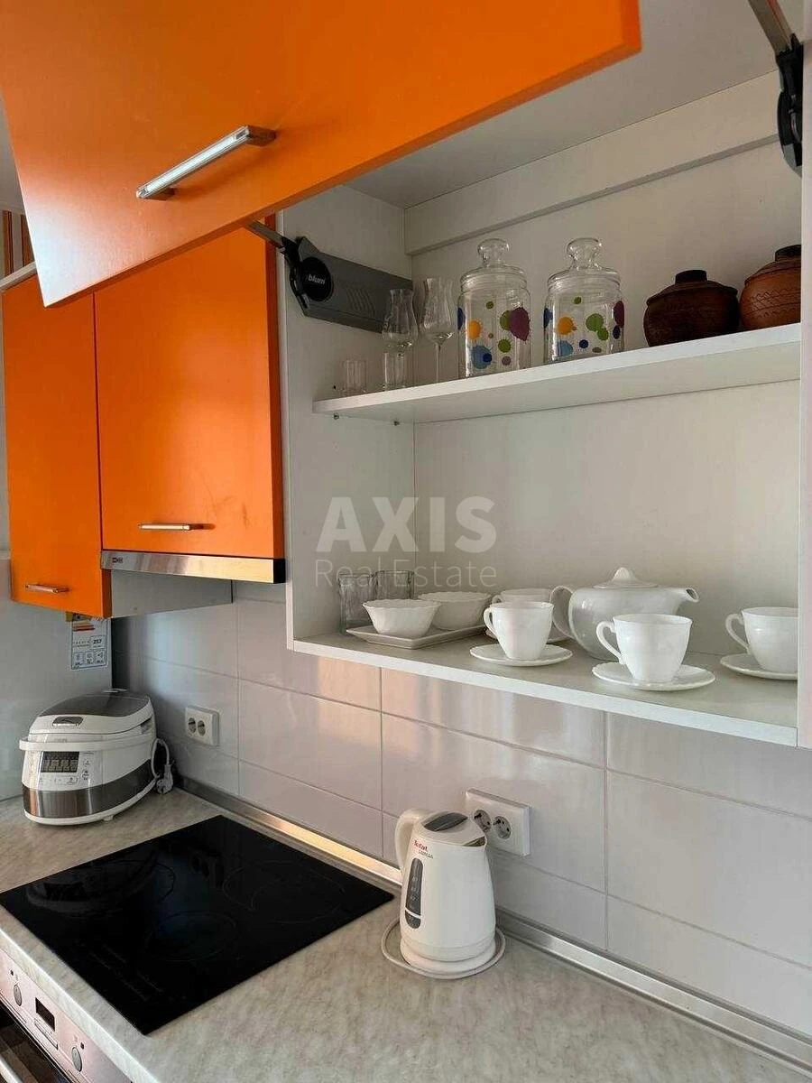 1k apartment vul. Bogatyrs'ka 6А652884