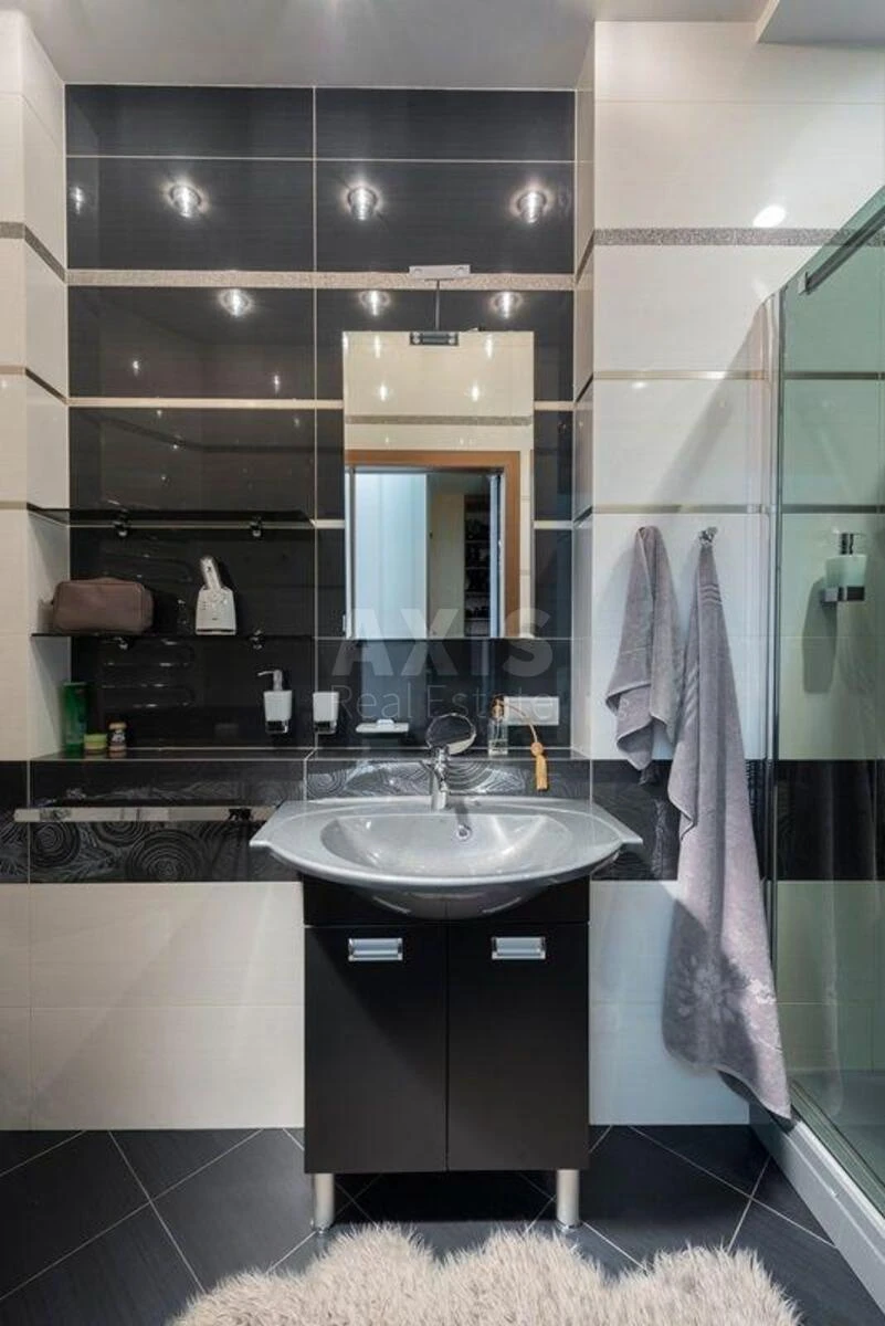 2k apartment vul. Vasylya Tyutyunnyka 37/1669894