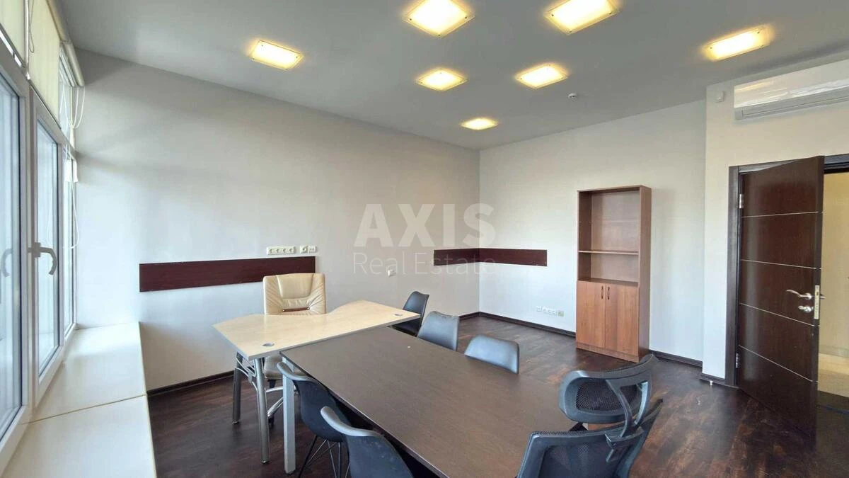 Office vul. Mechnykova 2, 168m2675501