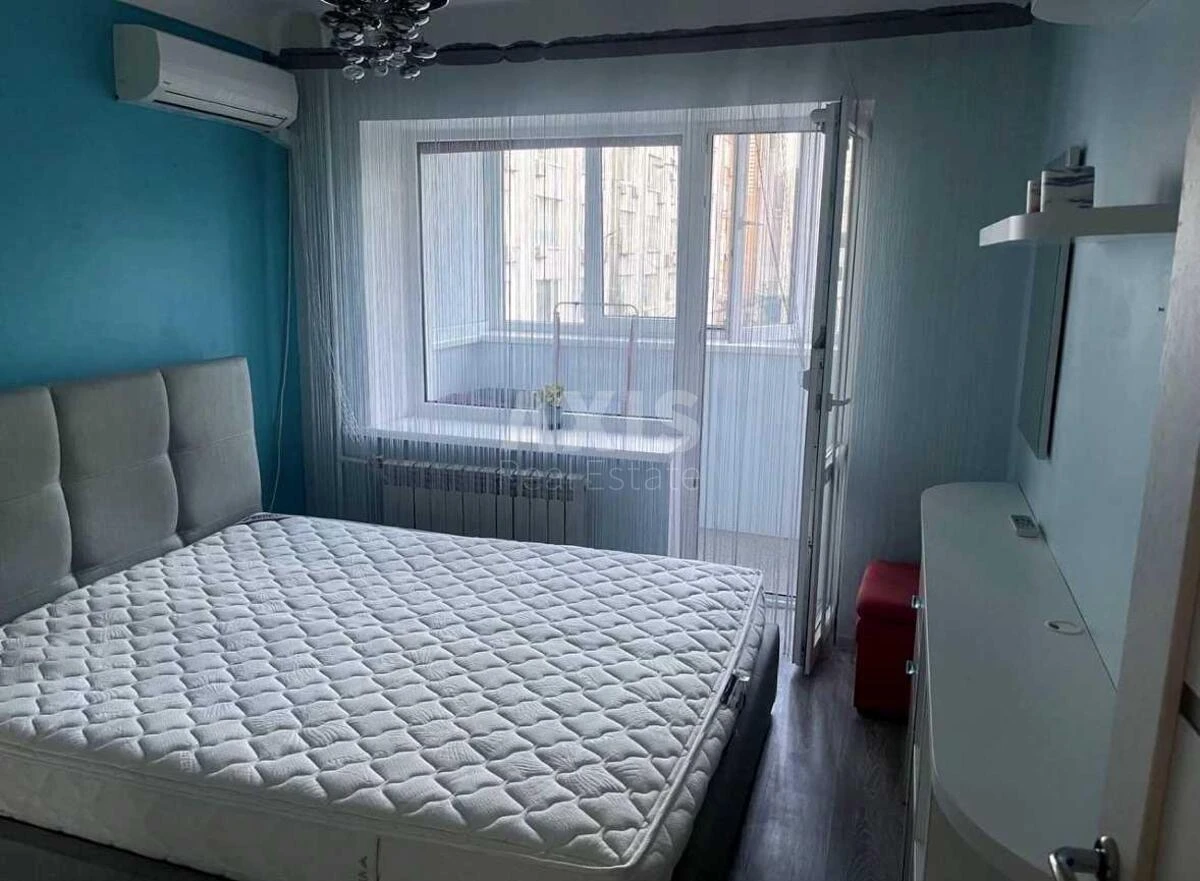 2к квартира ул. Джона Маккейна 42705900