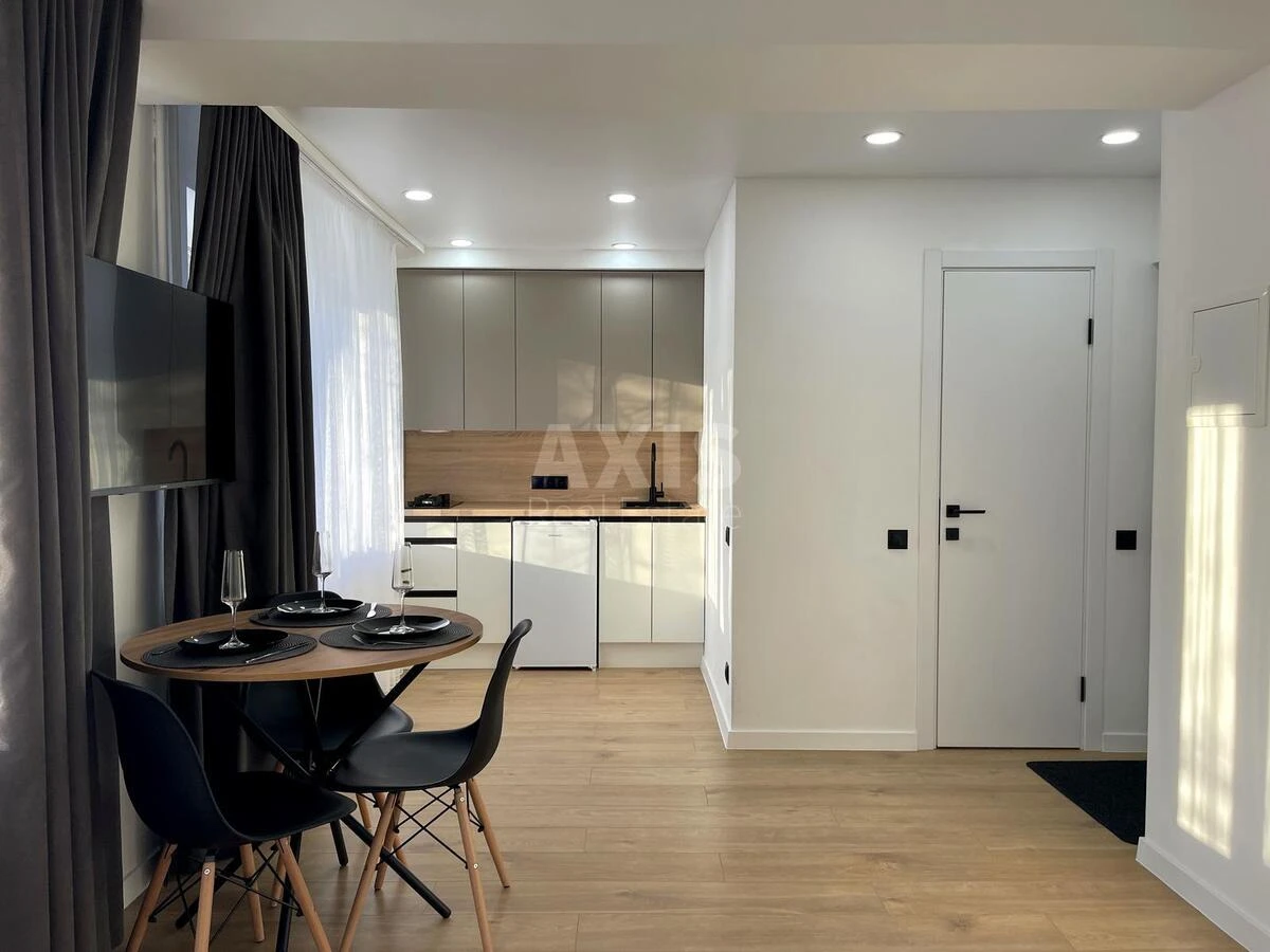 1k apartment vul. Bratyslavs'ka 18Б664583