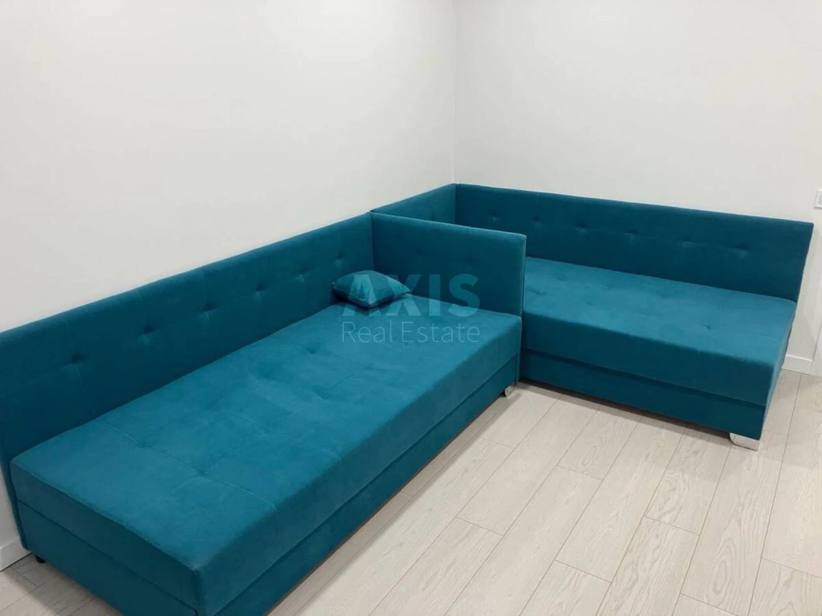 2k apartment vul. Myhajla Maksymovycha 24В696682