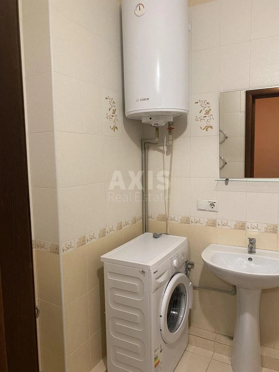 1k apartment vul. Voskresens'ka 14Б682704