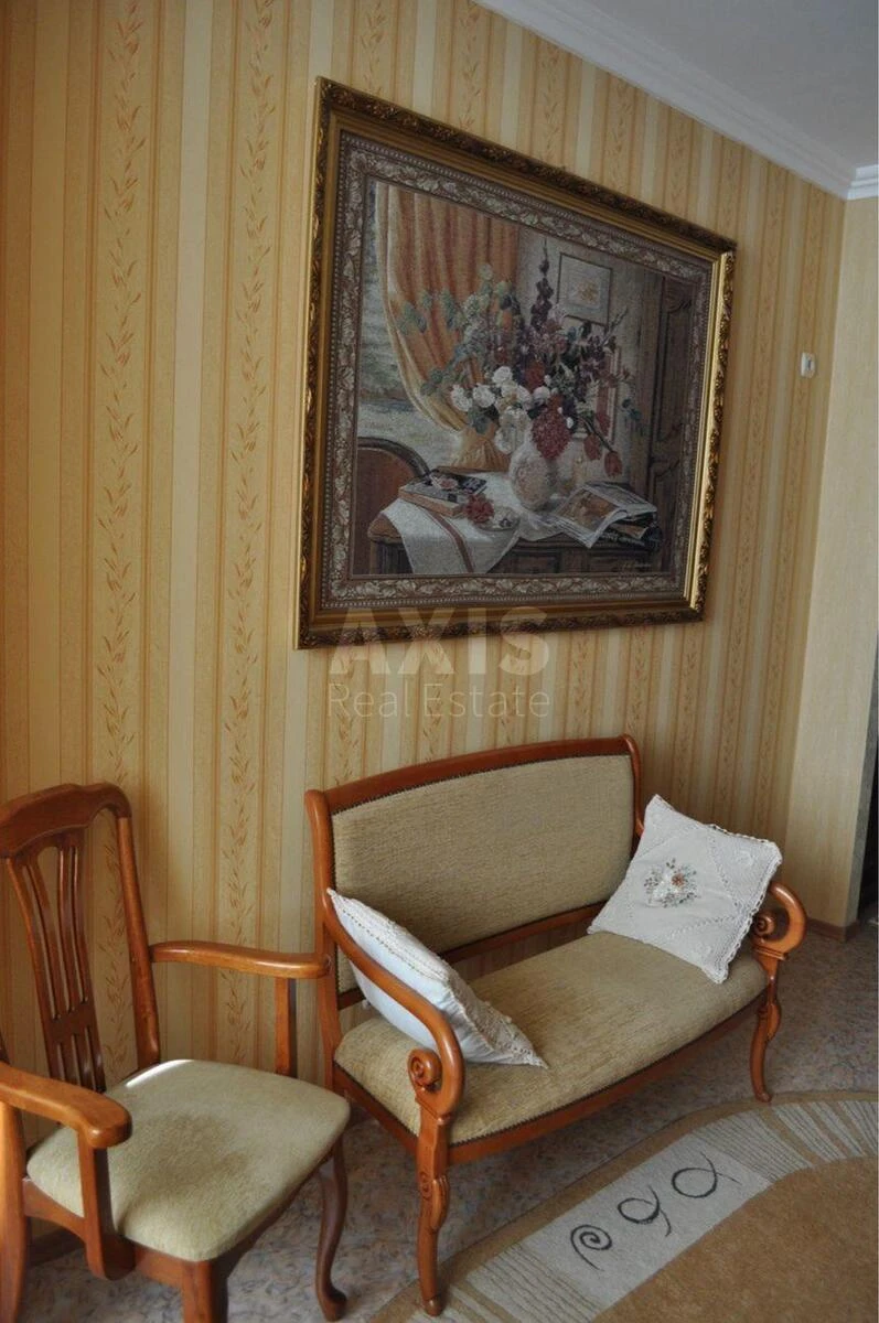 1k apartment vul. Ahmatovoi' Anny 35Б649993