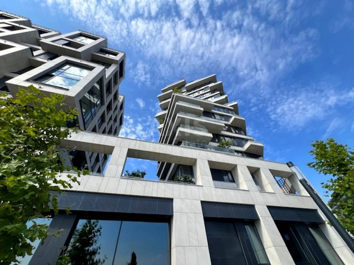 Office vul. Hohlovyh Sim'i' 12В, 267m263417