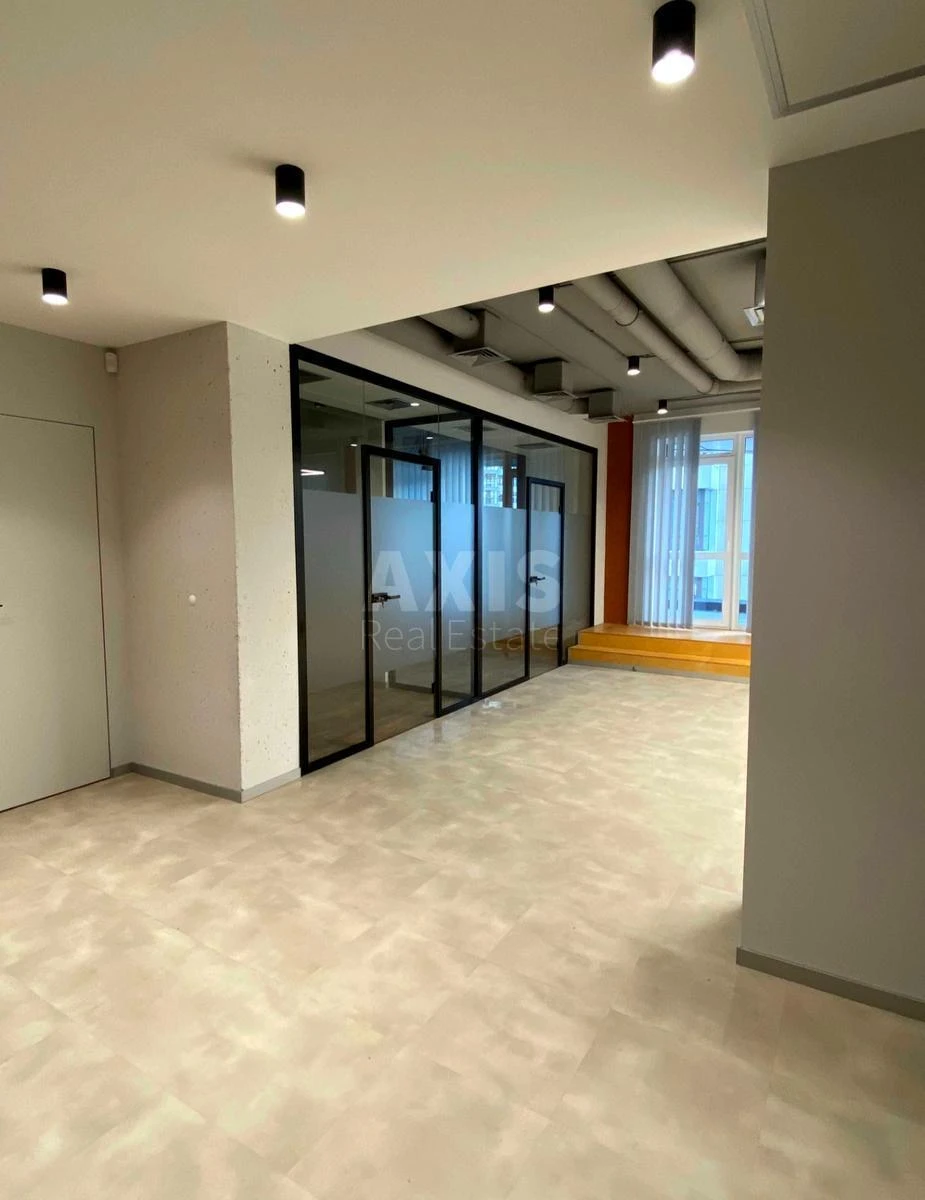 Офис ул. Андрея Верхогляда 14А, 125м2668705