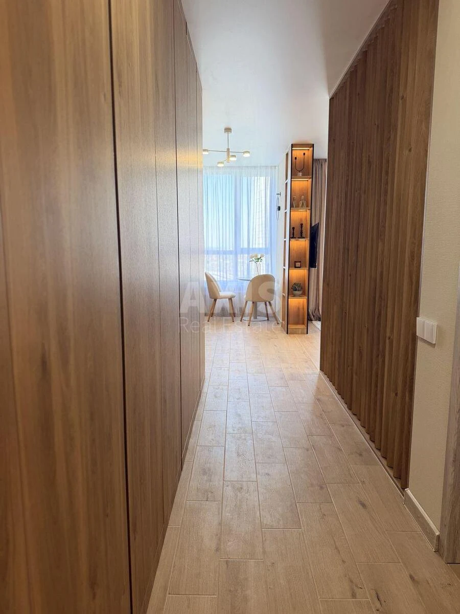 1k apartment pr-t Glushkova Akademika 427011013