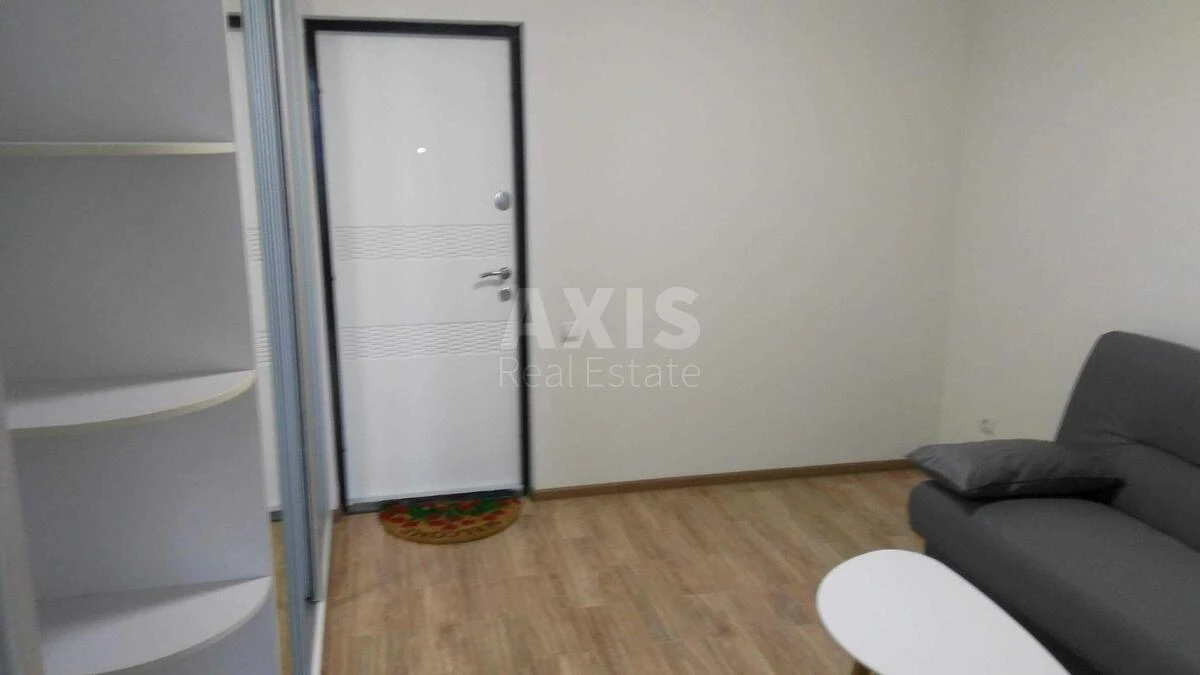 1к квартира пр-т Науки 606705312