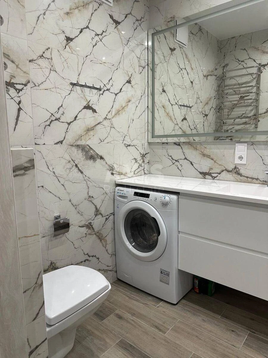 2k apartment pr-t Yevropeyskoho Soyuzu 83643925