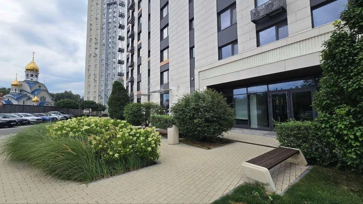 1k apartment vul. Zabolotnogo Akademika 1