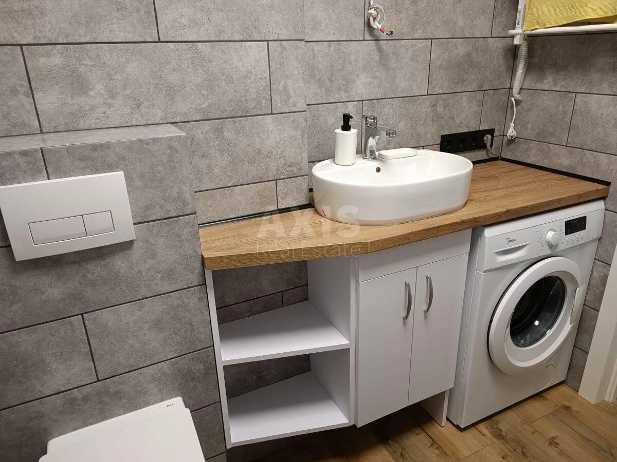 1k apartment vul. Myhajla Maksymovycha 32А645106