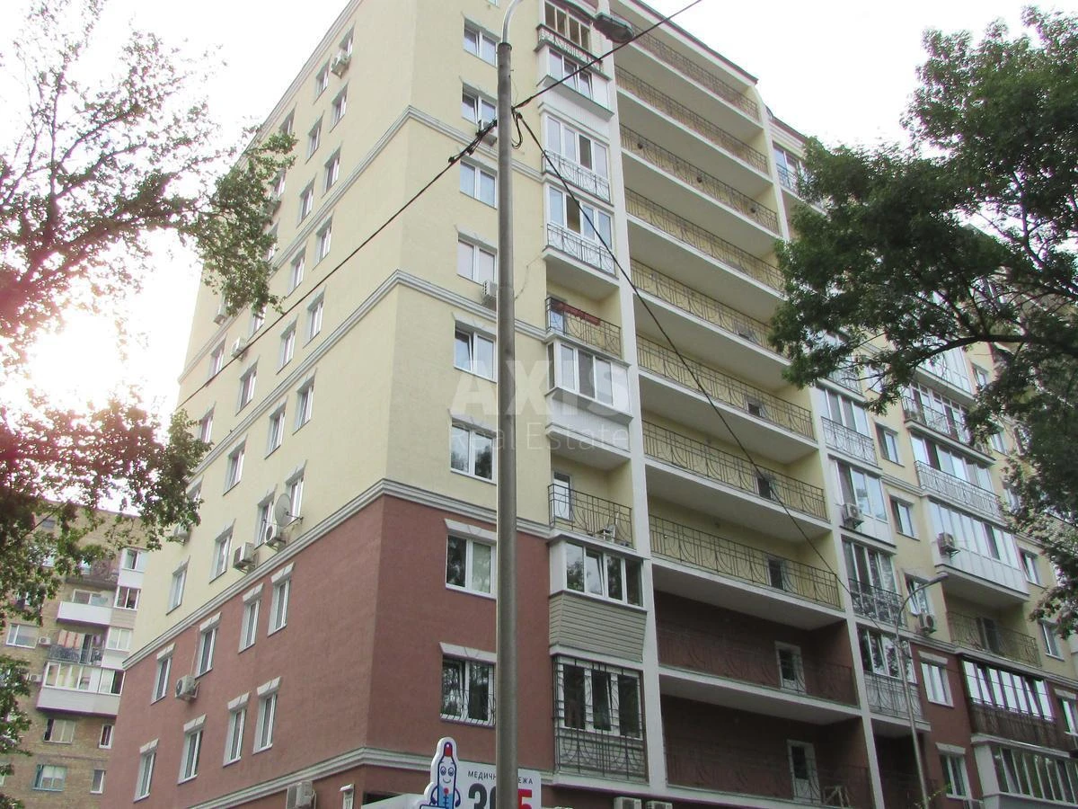 Service object vul. Parkovo-Syrec'ka 32, 237m26980216