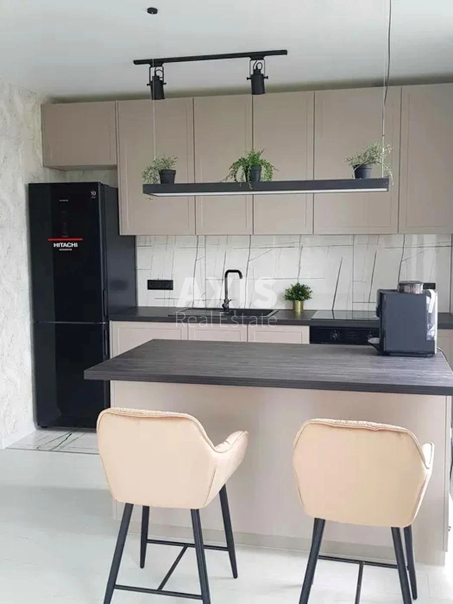 2k apartment vul. Grechka Marshala 40/12658620