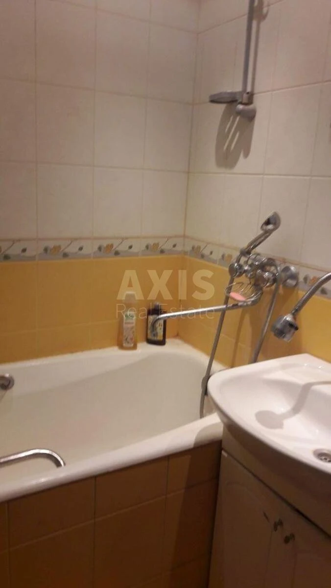 4k apartment vul. Bal'zaka Onore de 100/31715796