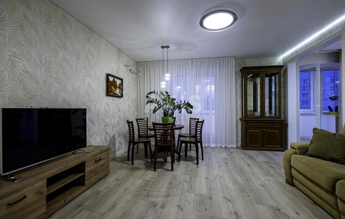 3k apartment pr-t Volodimira Іvasyuka 20Б633075