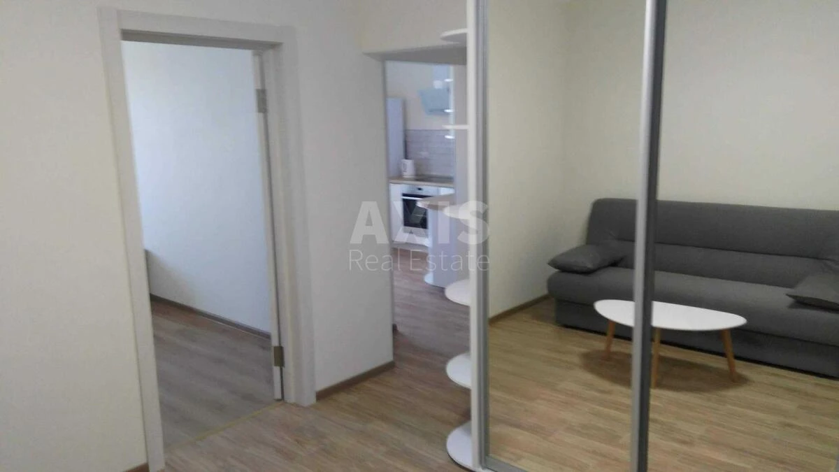 1k apartment pr-t Nauky 606705313
