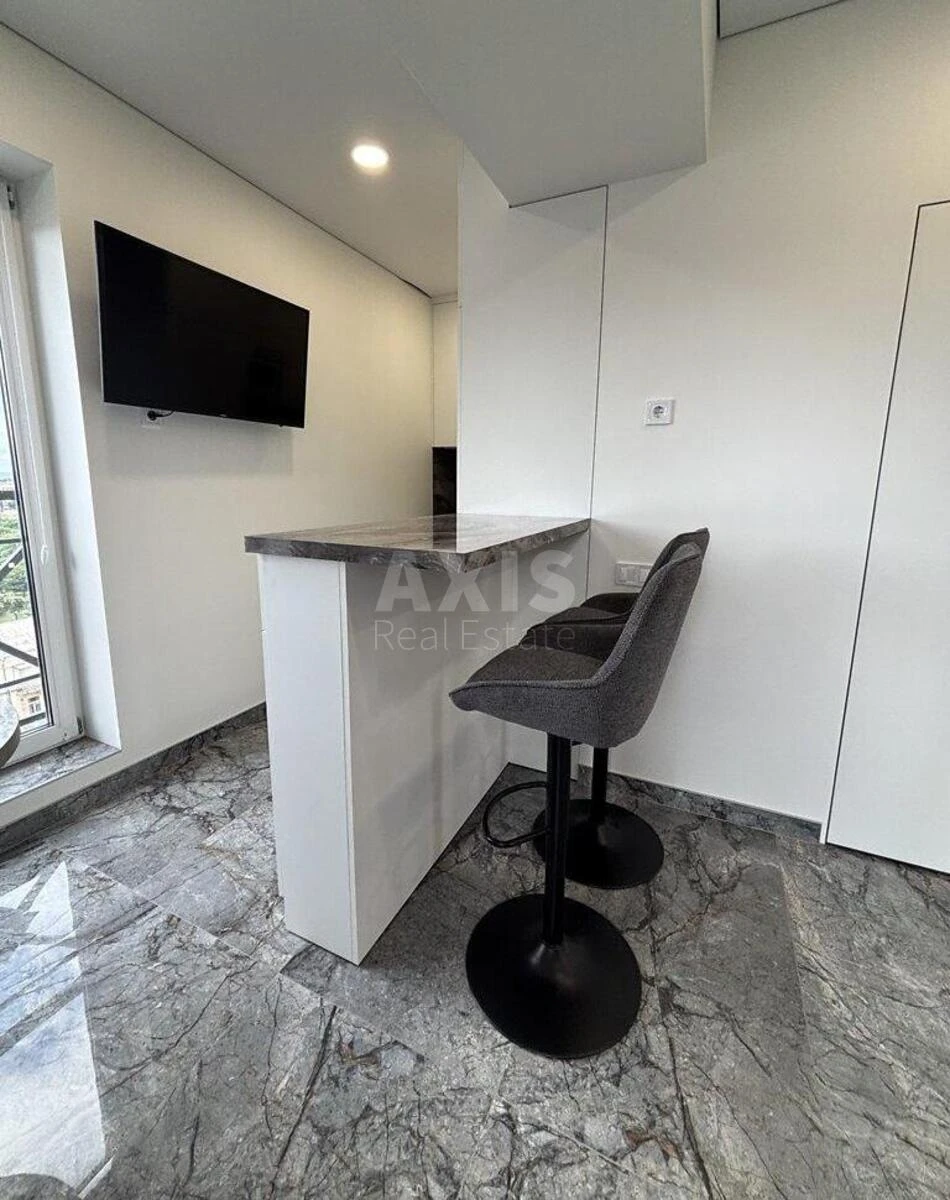 1k apartment vul. Nyzhnij Val 27642983